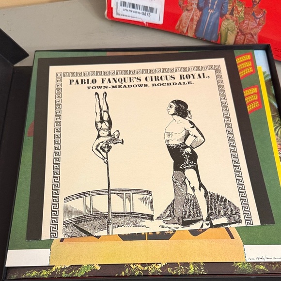 The Beatles Sgt. Pepper's Anniversary Edition 6 Disc Super Deluxe Album Box - Picture 8 of 16